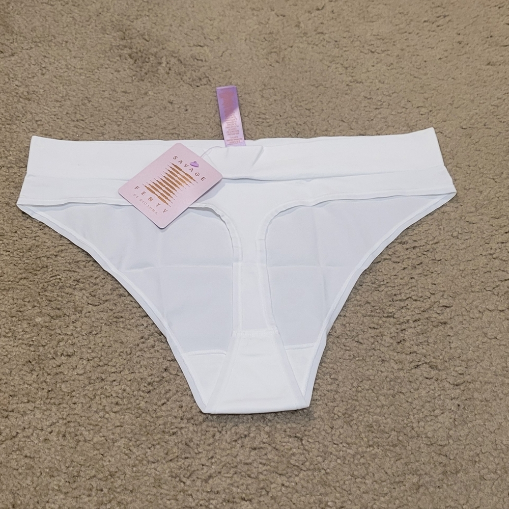 Savage x Fenty Seamless High Waist Thong